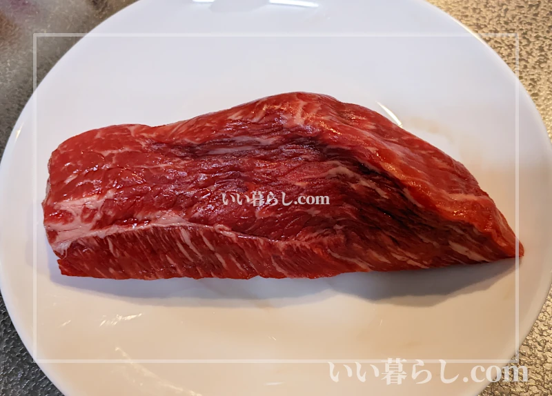 ローストビーフにつ買う肉の写真